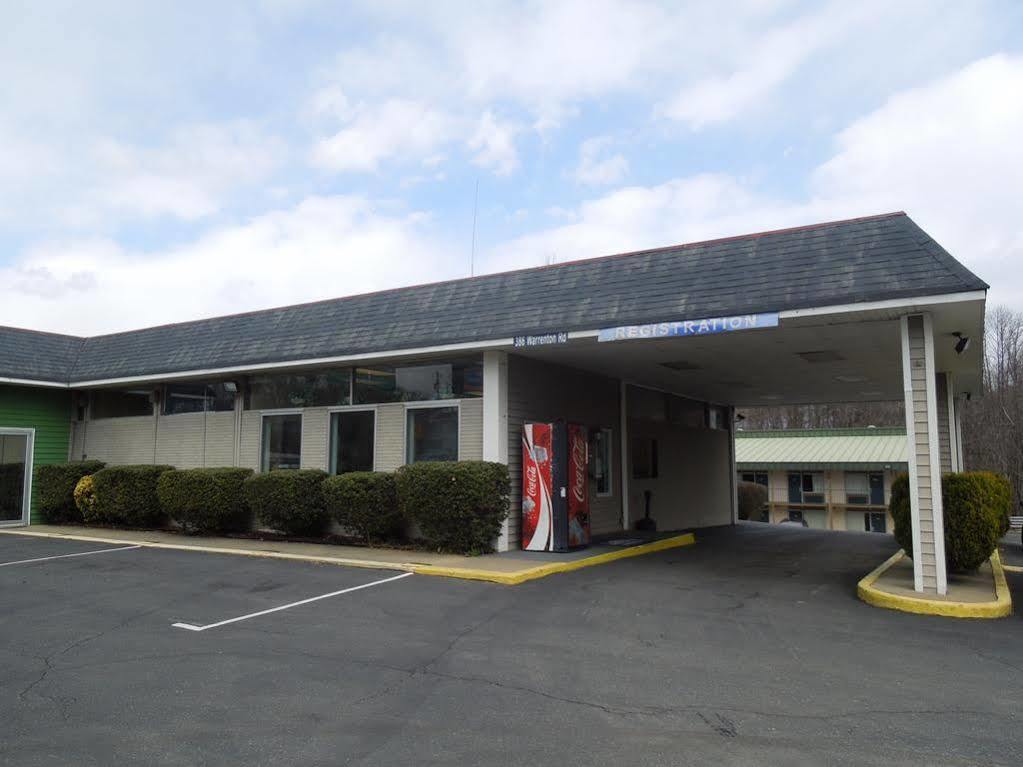 Red Roof Inn Fredericksburg North Exterior foto